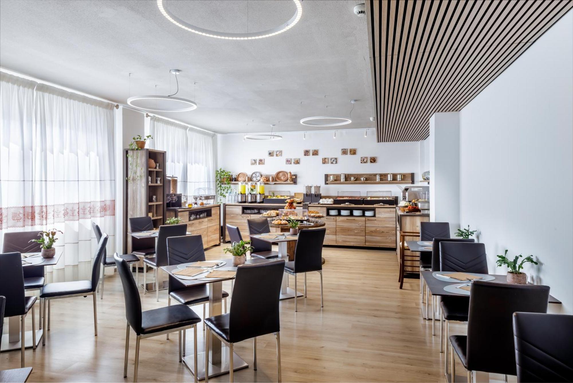 Western Italia Hotel